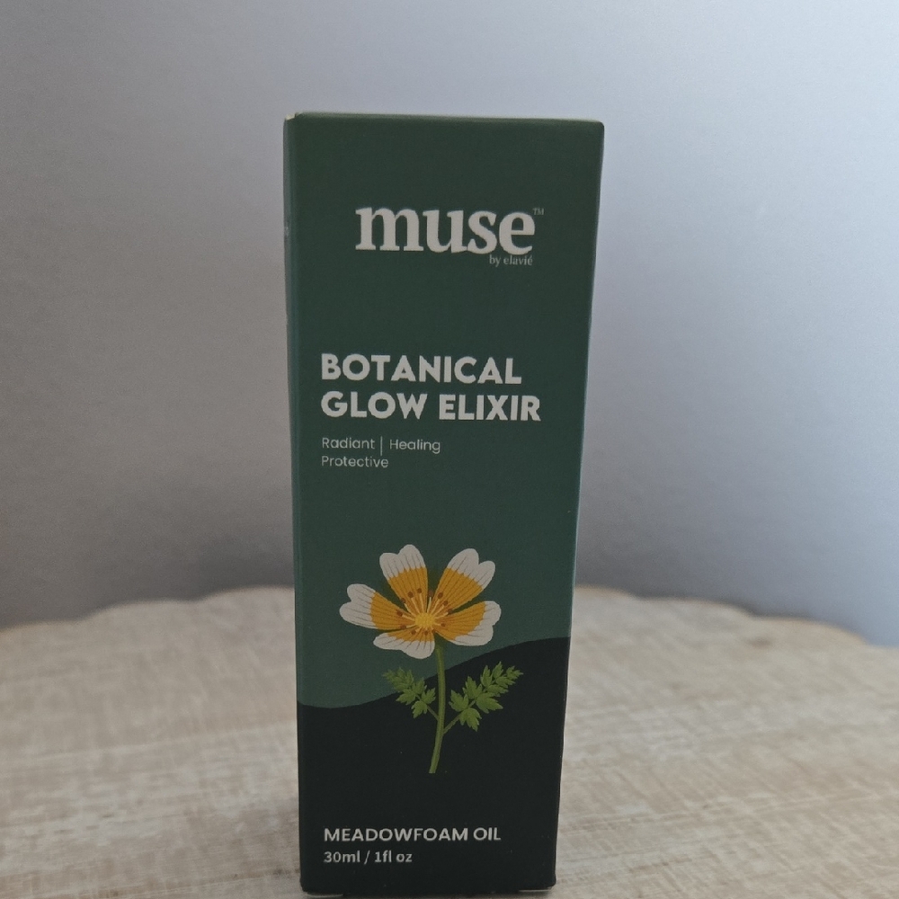 Muse Botanical Glow Elixir - Dark Green